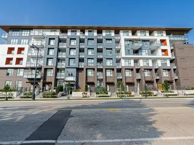 Condo for sale in Surrey, British Columbia