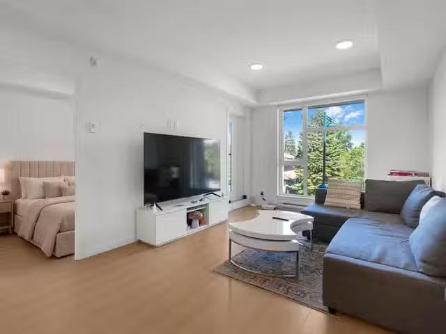 Condo for sale in Surrey, British Columbia