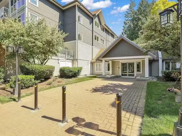 Condo for sale in Surrey, British Columbia