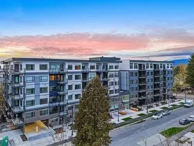 Condo for sale in Surrey, British Columbia