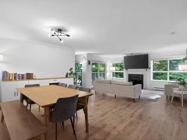Condo for sale in Surrey, British Columbia
