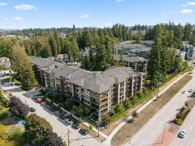 Condo for sale in Surrey, British Columbia