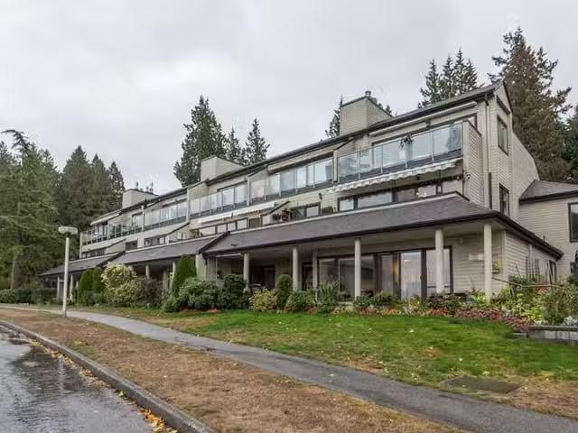 Condo for sale in Surrey, British Columbia
