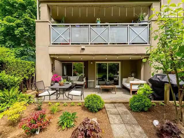 Condo for sale in Surrey, British Columbia