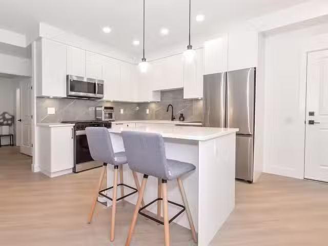 Condo for sale in Surrey, British Columbia