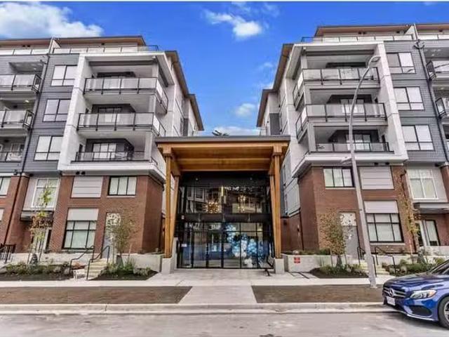Condo for sale in Surrey, British Columbia