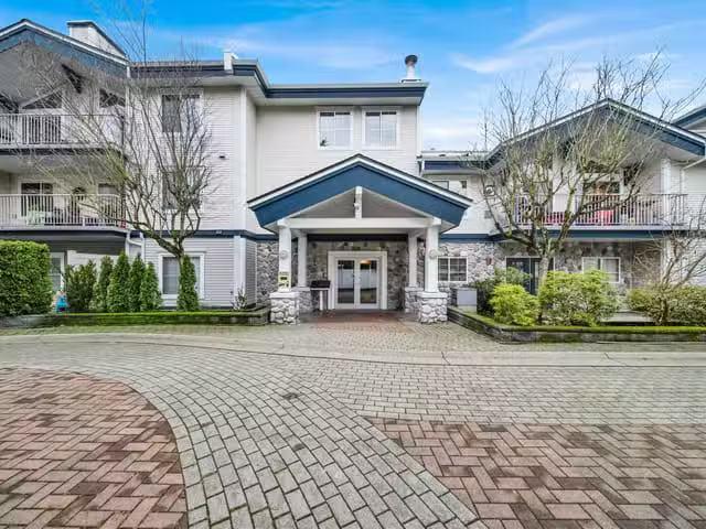 Condo for sale in Surrey, British Columbia