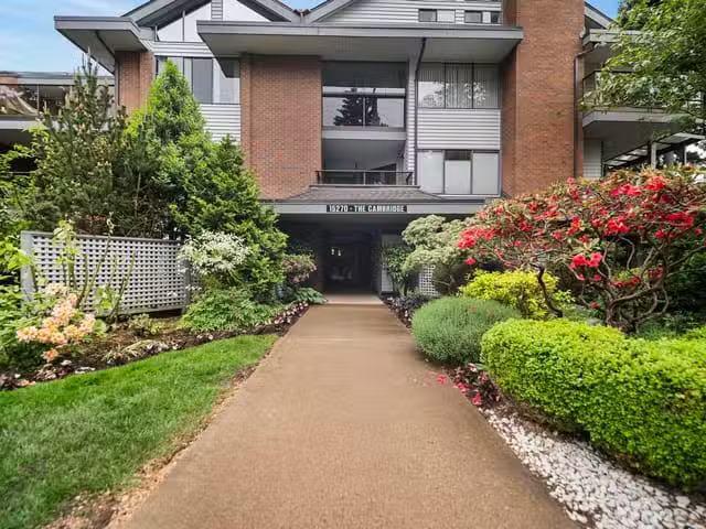 Condo for sale in Surrey, British Columbia