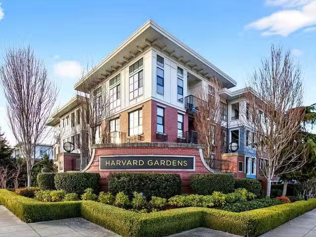 Condo for sale in Surrey, British Columbia