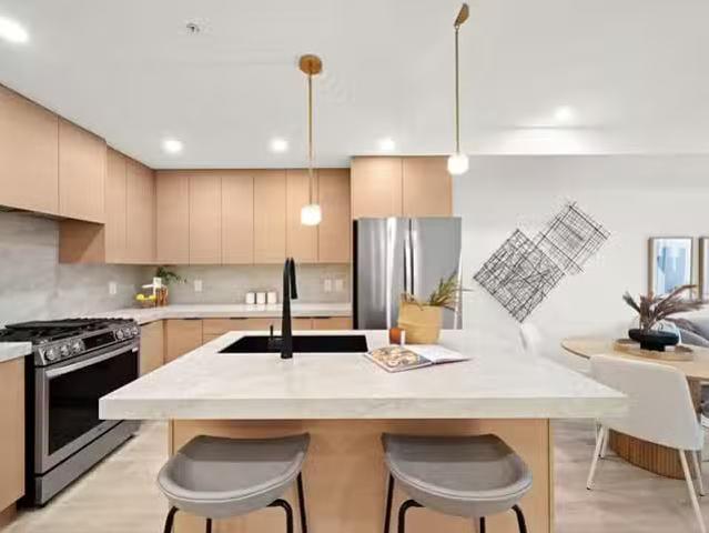 Condo for sale in Surrey, British Columbia