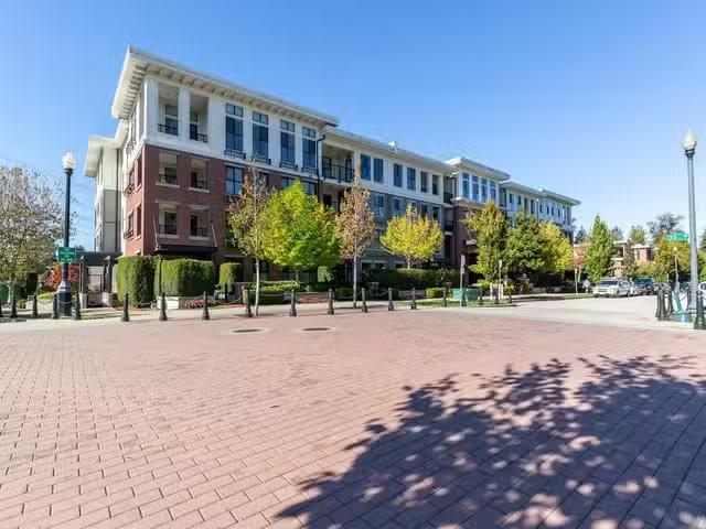 Condo for sale in Surrey, British Columbia