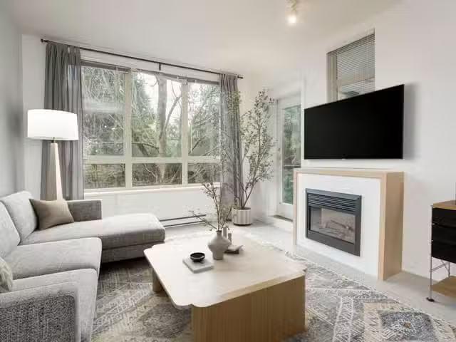 Condo for sale in Surrey, British Columbia