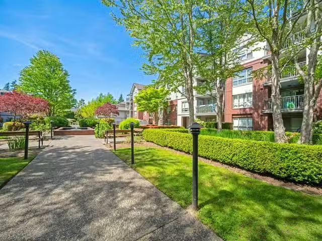 Condo for sale in Surrey, British Columbia