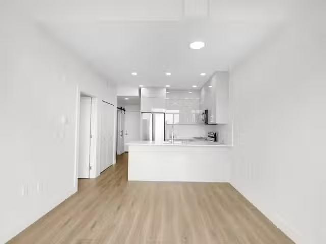 Condo for sale in Surrey, British Columbia