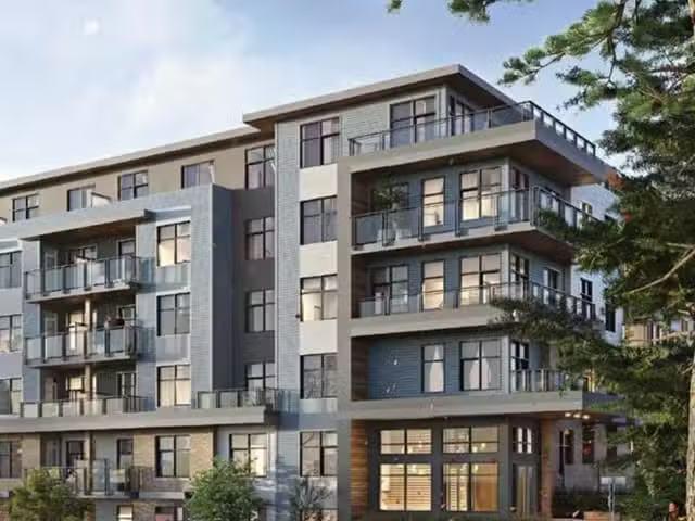 Condo for sale in Surrey, British Columbia