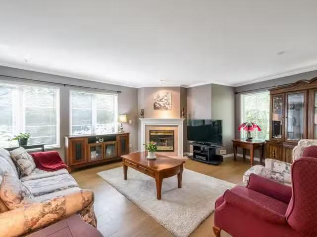Condo for sale in Surrey, British Columbia