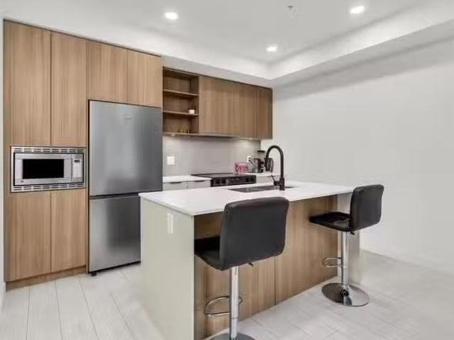 Condo for sale in Surrey, British Columbia