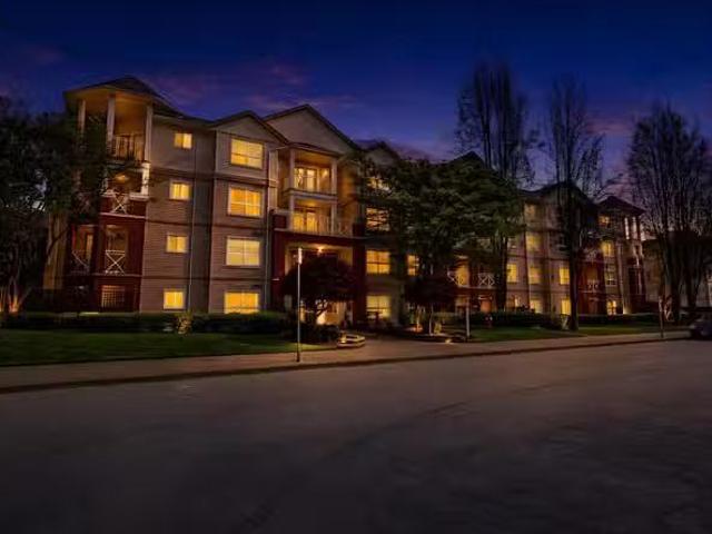 Condo for sale in Surrey, British Columbia