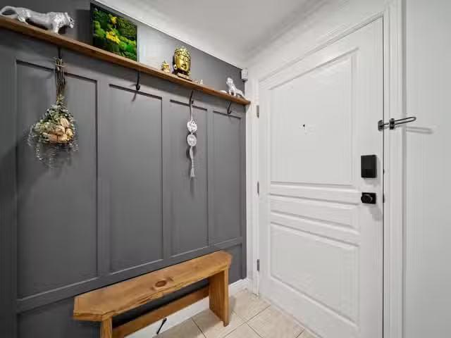 Condo for sale in Surrey, British Columbia