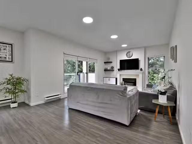 Condo for sale in Surrey, British Columbia