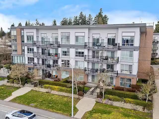 Condo for sale in Surrey, British Columbia