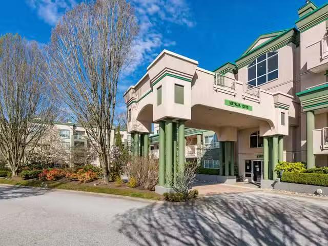 Condo for sale in Surrey, British Columbia