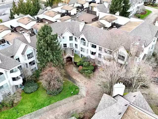 Condo for sale in Surrey, British Columbia