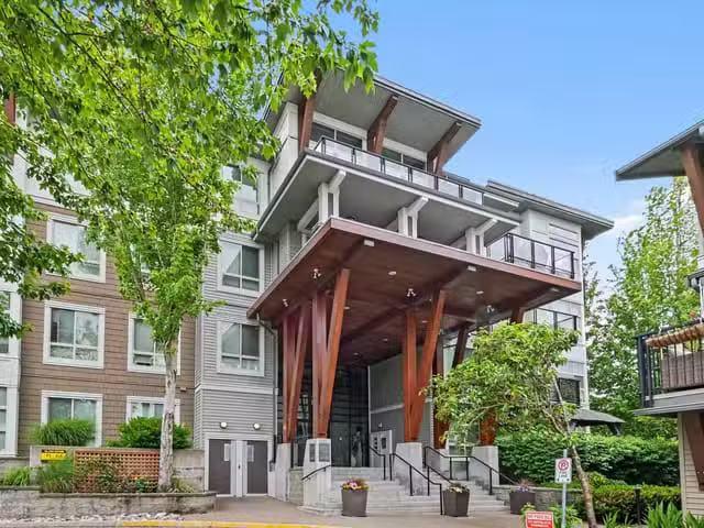 Condo for sale in Surrey, British Columbia