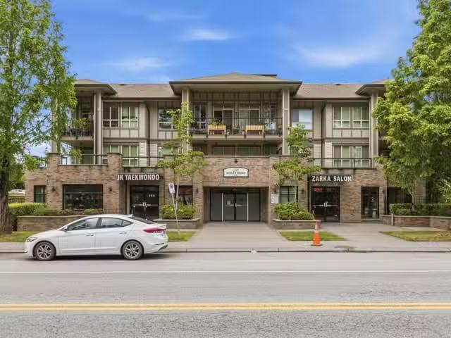 Condo for sale in Surrey, British Columbia