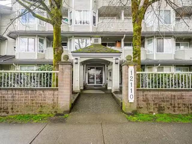 Condo for sale in Surrey, British Columbia