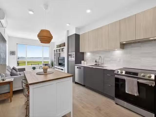 Condo for sale in Delta, British Columbia