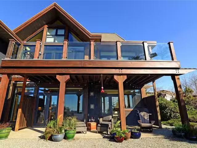 Condo for sale in Clayoquot, British Columbia