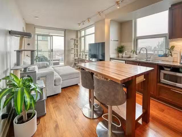 Condo for sale in Vancouver, British Columbia