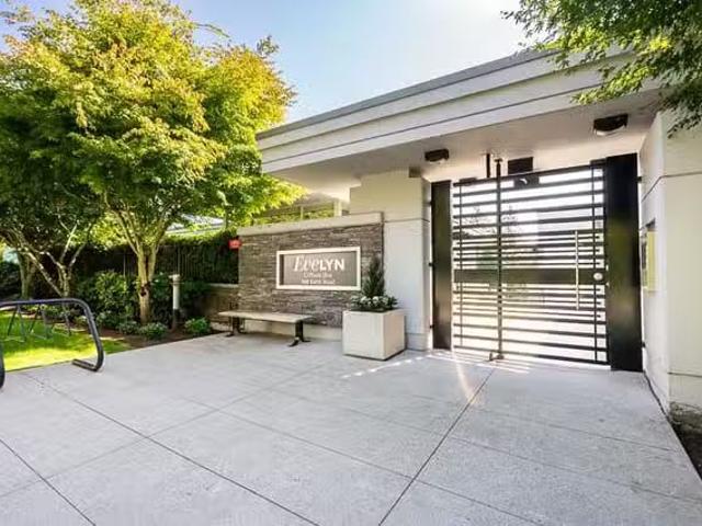 Condo for sale in West Vancouver, British Columbia