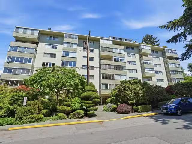 Condo for sale in West Vancouver, British Columbia