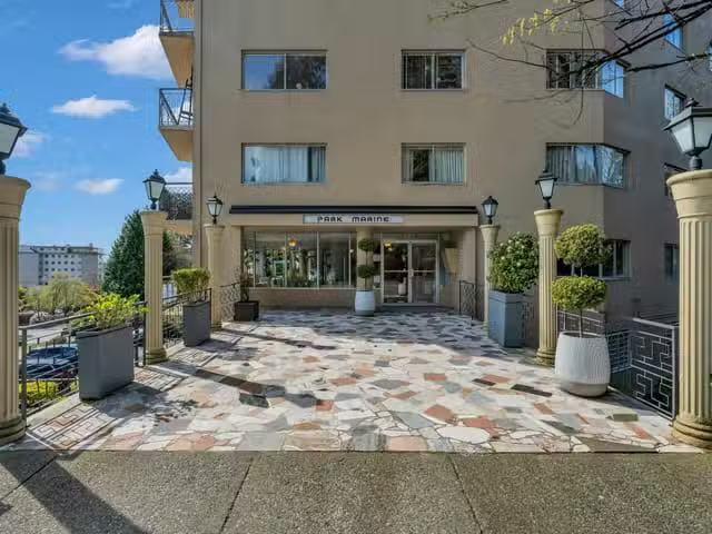 Condo for sale in West Vancouver, British Columbia