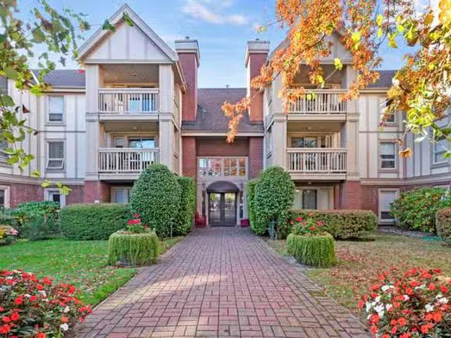 Condo for sale in West Vancouver, British Columbia
