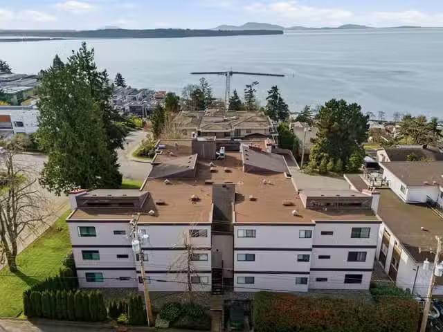Condo for sale in White Rock, British Columbia