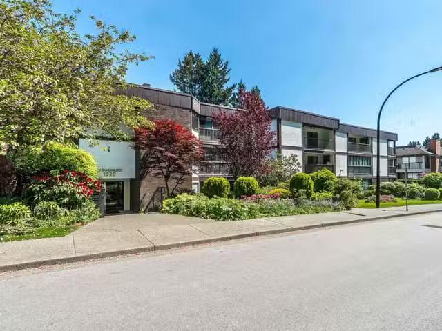 Condo for sale in White Rock, British Columbia