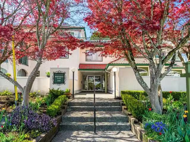 Condo for sale in White Rock, British Columbia