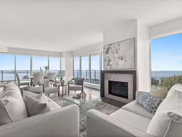 Condo for sale in White Rock, British Columbia