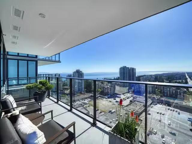 Condo for sale in White Rock, British Columbia
