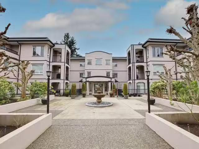 Condo for sale in White Rock, British Columbia