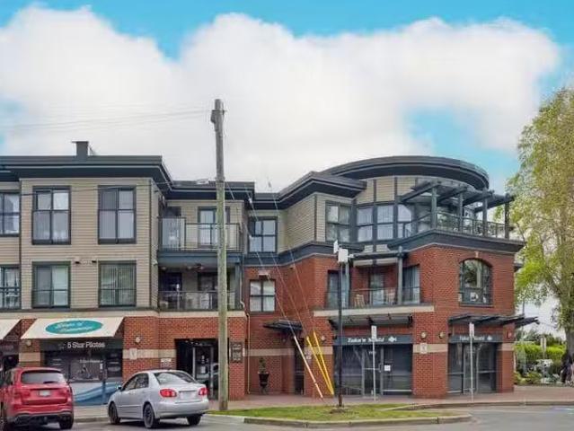 Condo for sale in White Rock, British Columbia