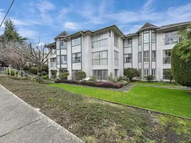 Condo for sale in White Rock, British Columbia