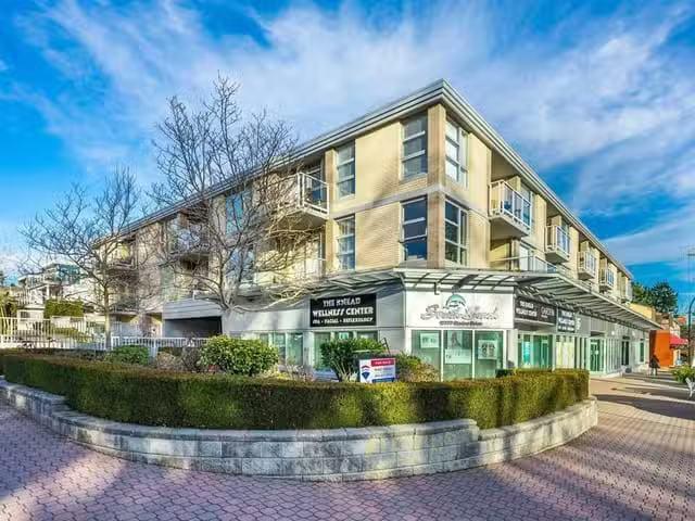 Condo for sale in White Rock, British Columbia