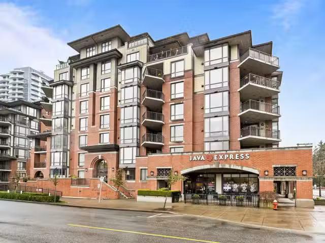 Condo for sale in White Rock, British Columbia