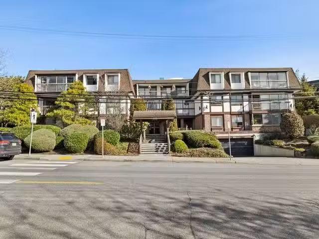 Condo for sale in White Rock, British Columbia