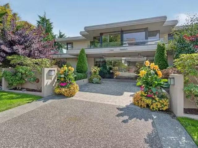 Condo for sale in White Rock, British Columbia