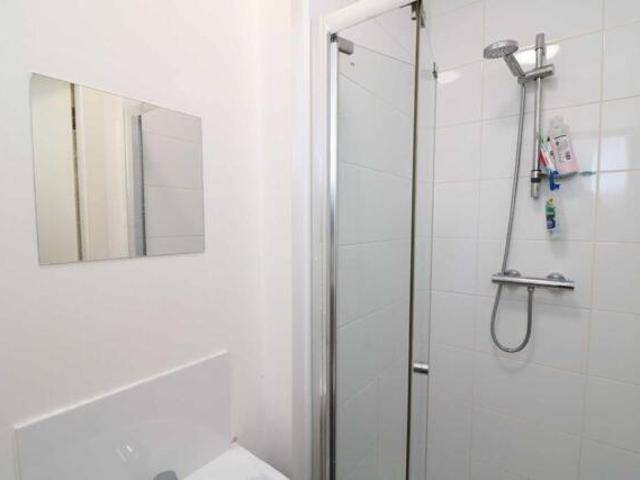 Apartment for sale in Calderstones